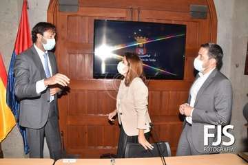 Héctor Suárez deja la Alcaldía de Telde en un Pleno sin intervención de la oposición/Francisco Javier Santana.